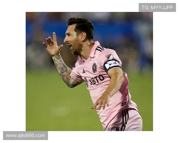 美国女足球员谈向梅西学任意球技艺并分享训练心得故事的历程体会